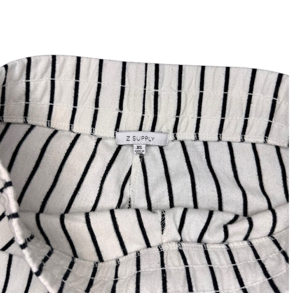 Z Supply Pants Womens XS White Black Pinstripe Wide-Leg Cropped Pull-On - Picture 3 of 5